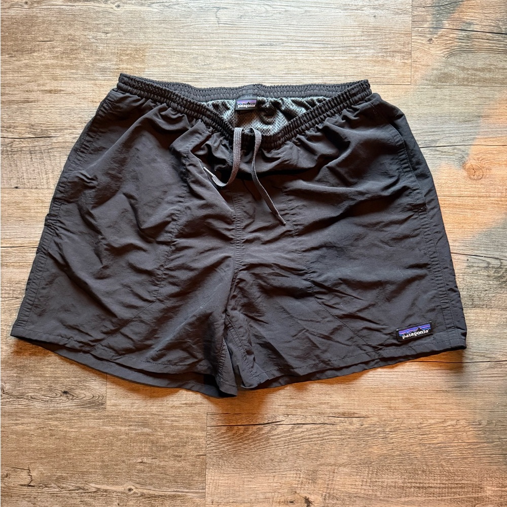 Patagonia Medium Black Shorts With Grey Mesh Liner